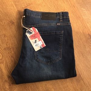 Men’s English laundry denim 34x32 NWT